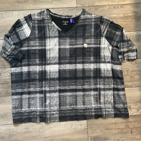 Catherines Tops - SOLD Catherine V Neck Plaid Top